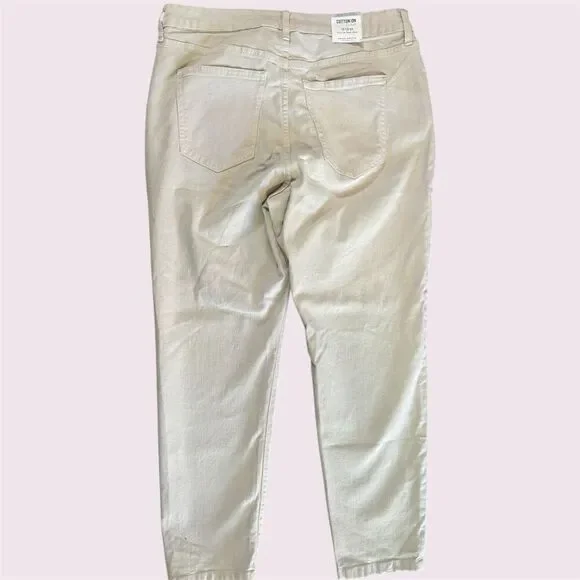 Cotton on jeans Taylor’s mom size 12 - Picture 3 of 4